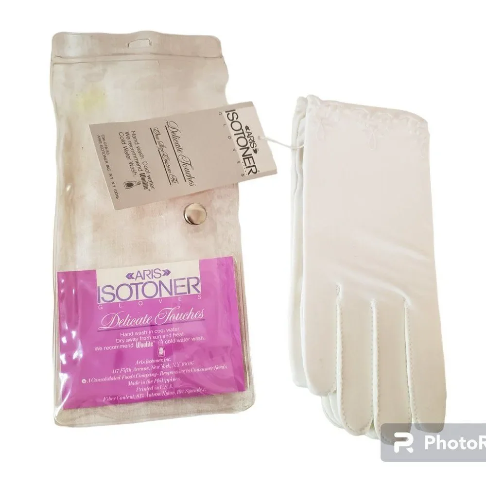 New In Package Vintage Aris Isotoner Gloves White Embroidery New With Tags NOS